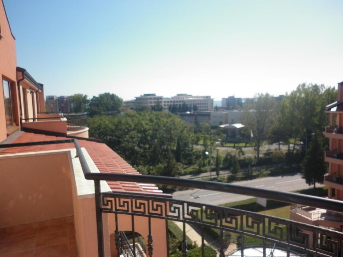 Guest Apartments Co Morenia Слънчев бряг Екстериор снимка