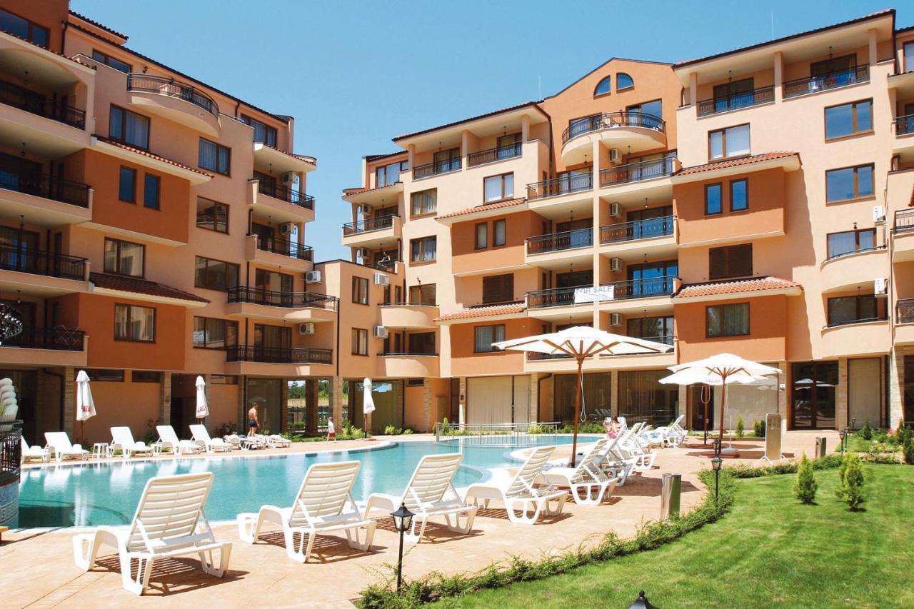 Guest Apartments Co Morenia Слънчев бряг Екстериор снимка